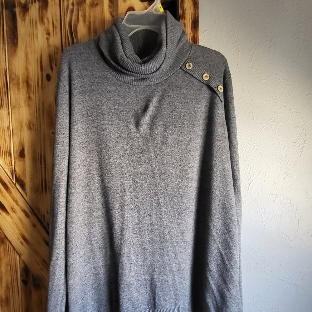 Grey sweater